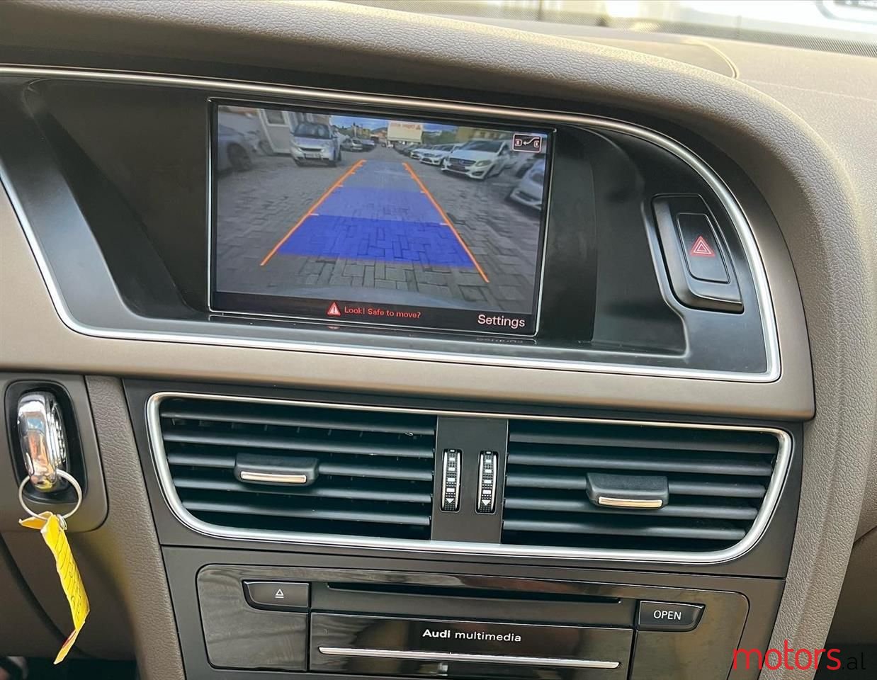 2013' Audi A4 photo #6