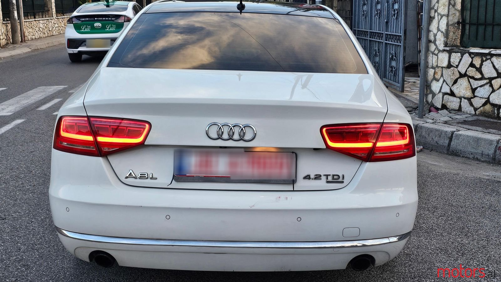 2013' Audi A8 photo #3