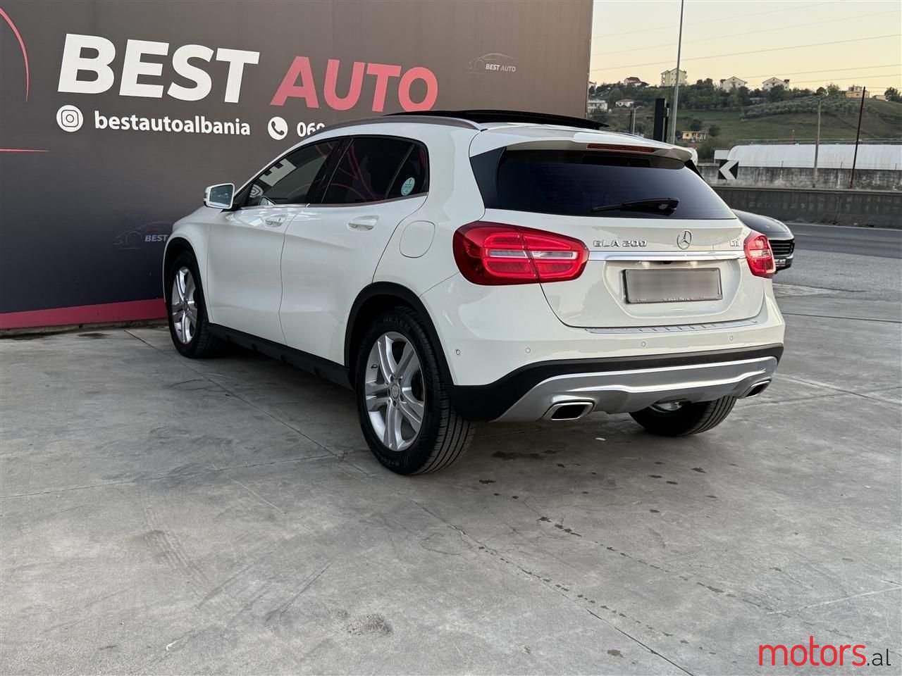 2015' Mercedes-Benz GLA 200 photo #3