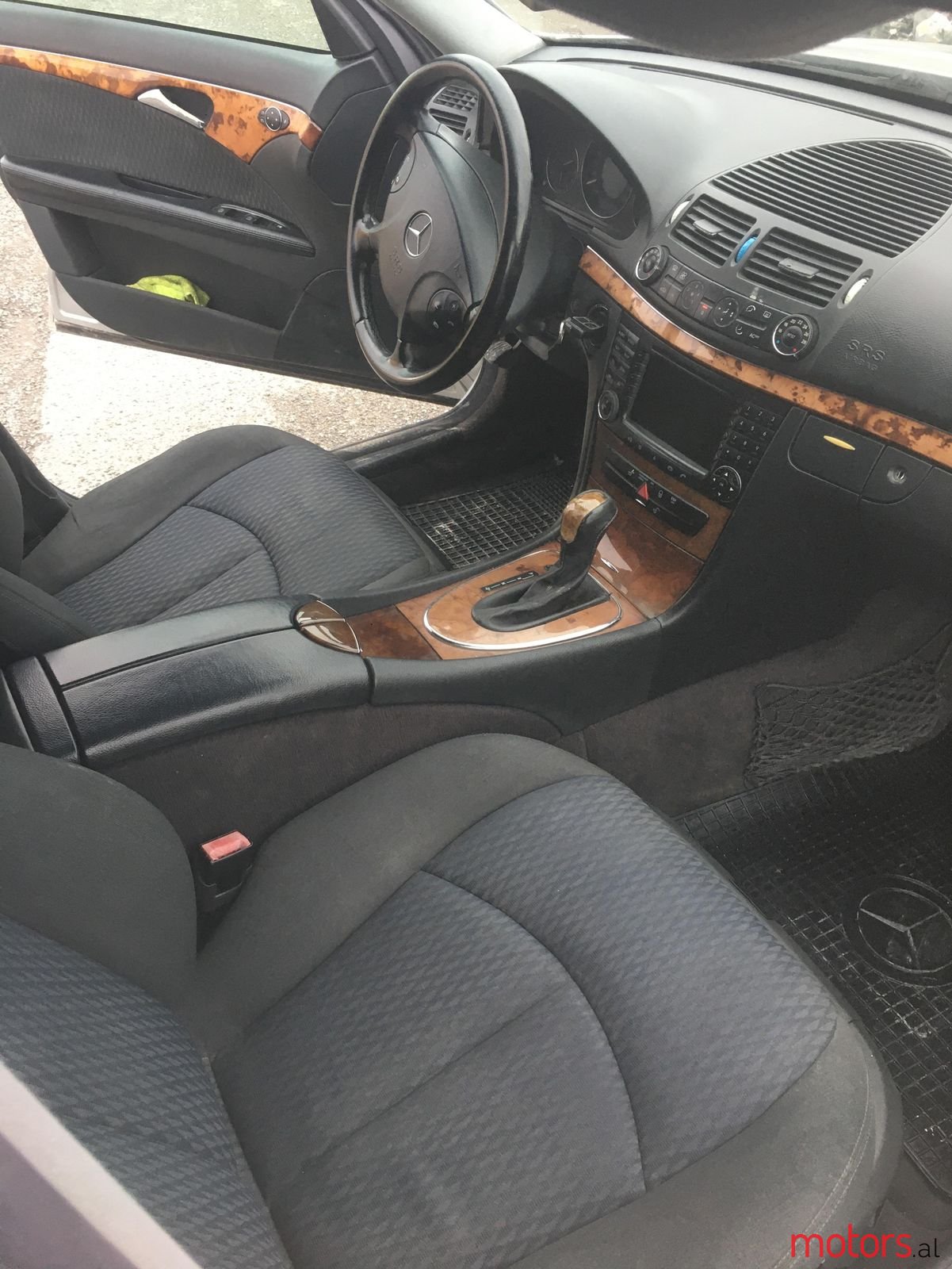 2003' Mercedes-Benz 270 photo #1