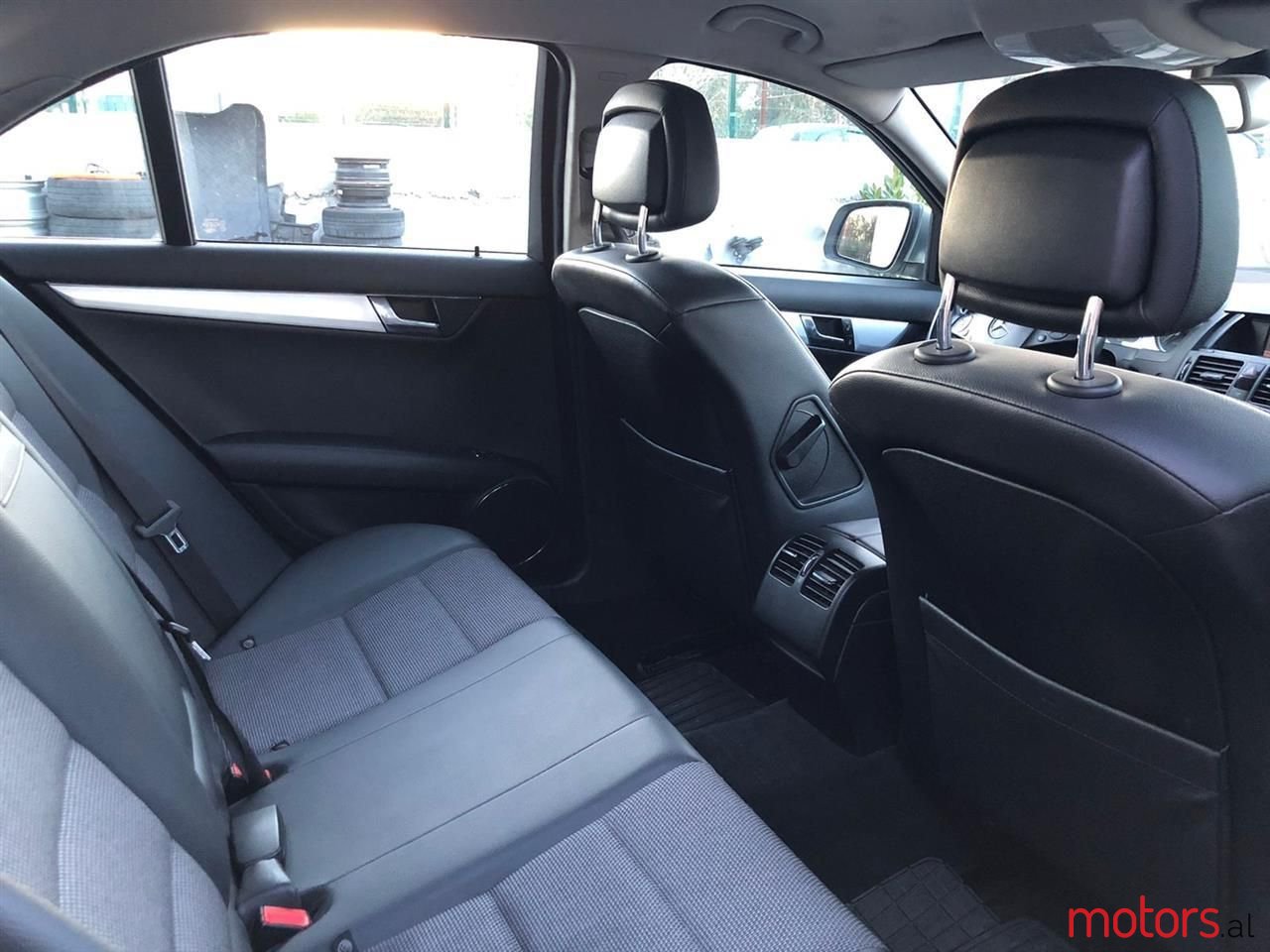 2008' Mercedes-Benz C 220 photo #5