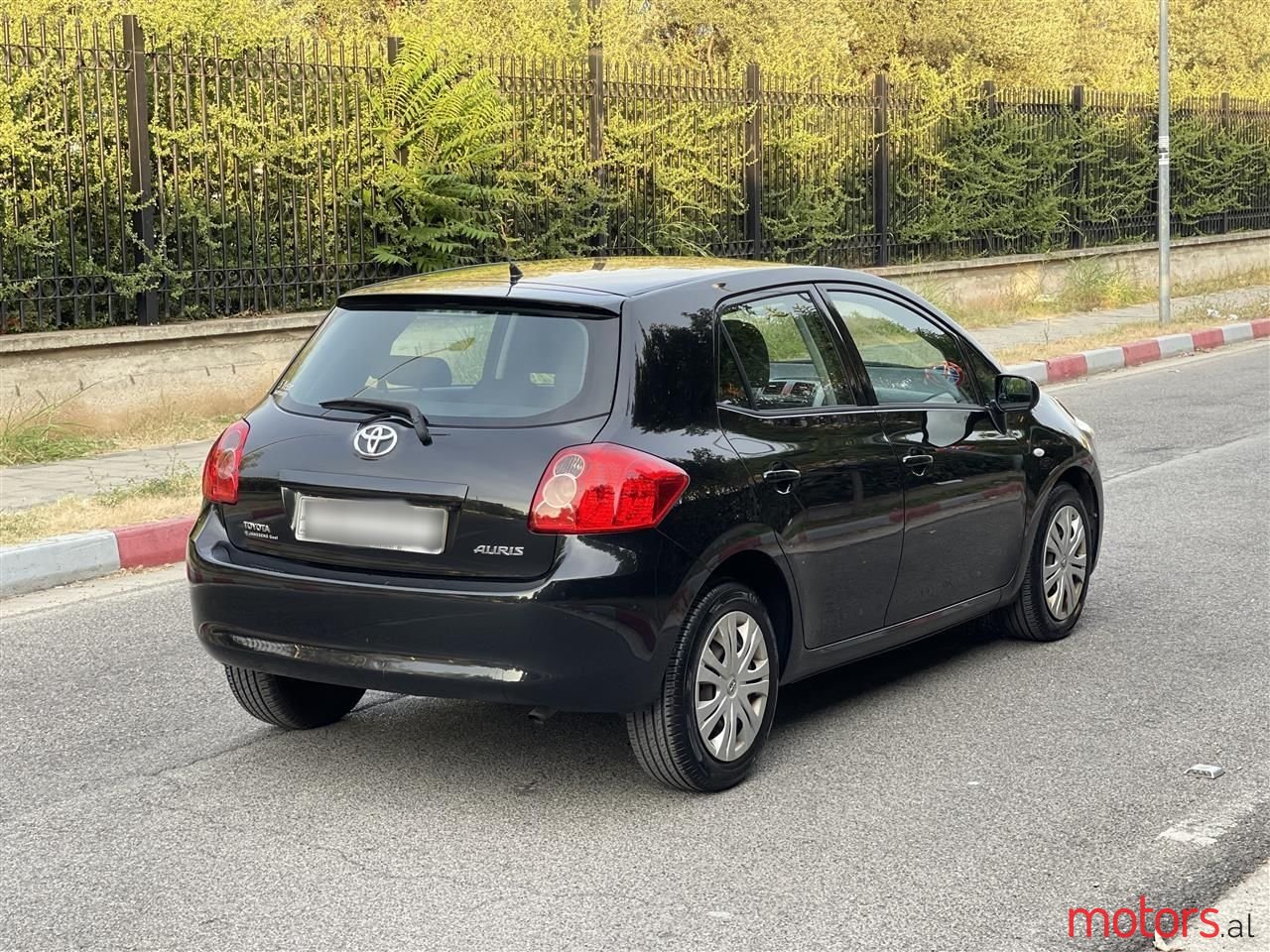 2008' Toyota Auris photo #4