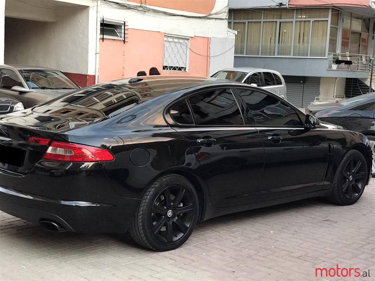 2010' Jaguar XF photo #1