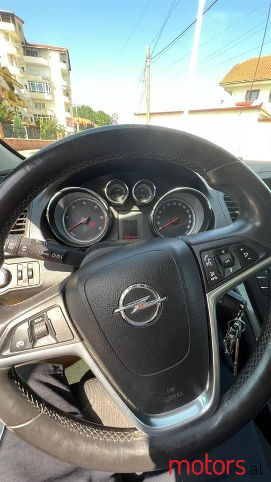 2009' Opel Insignia photo #6