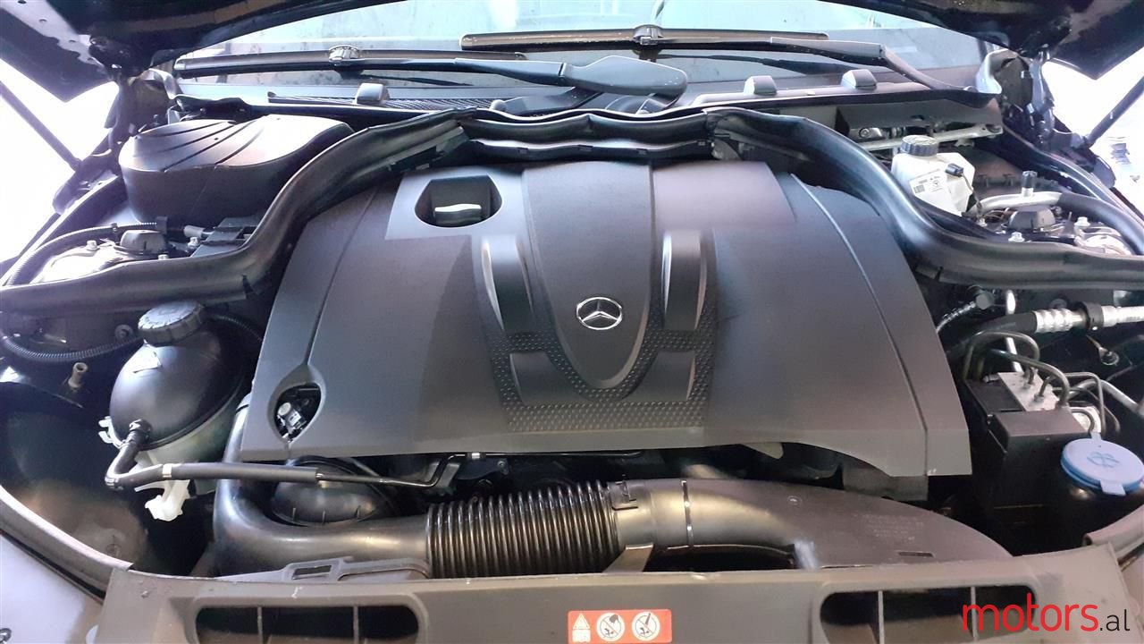 2008' Mercedes-Benz C 220 photo #5