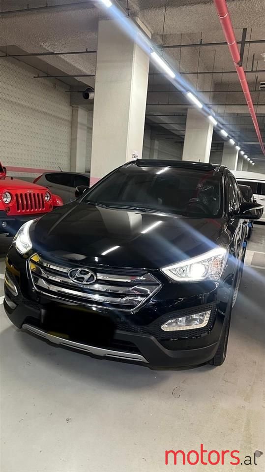 2014' Hyundai Santa Fe photo #1