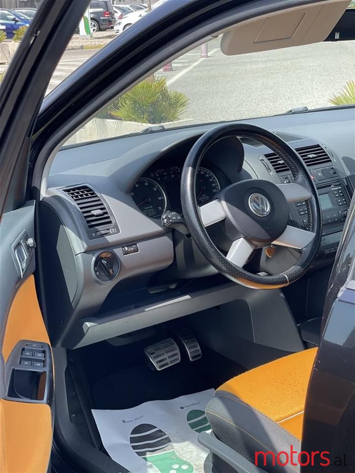 2007' Volkswagen Polo photo #5