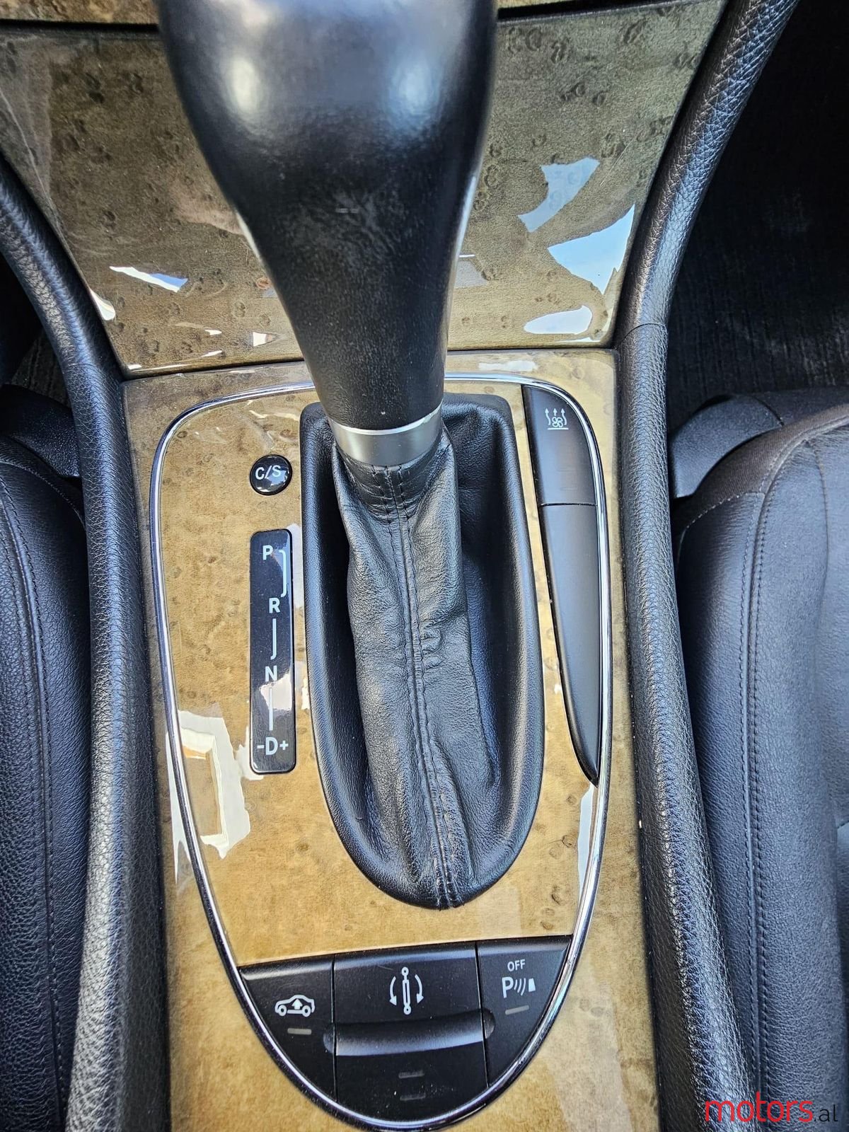 2009' Mercedes-Benz E 320 photo #4