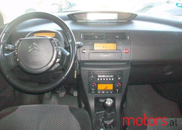 2006' Citroen C4 photo #1
