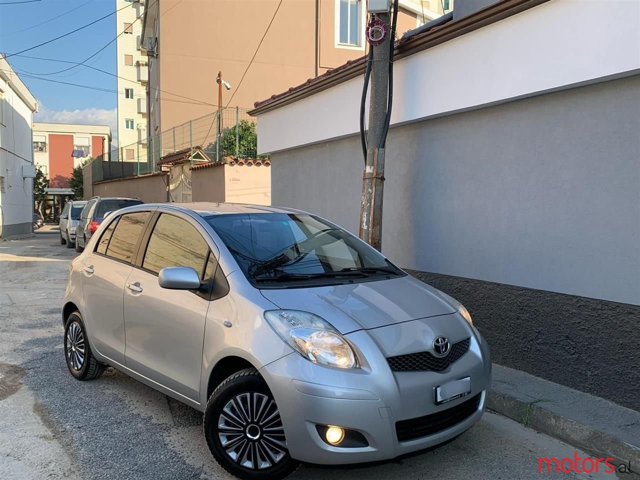 2009' Toyota Yaris photo #3