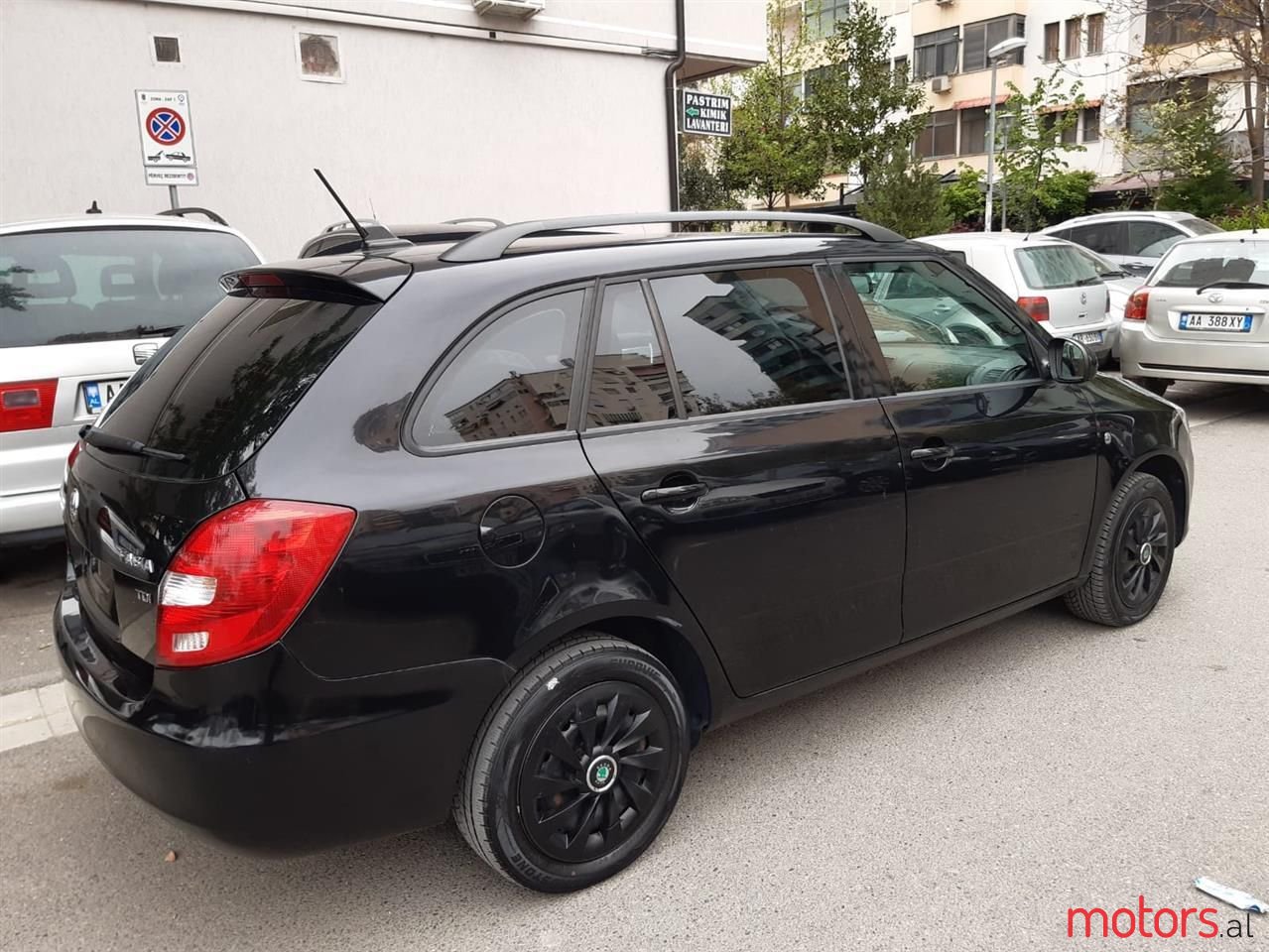 2014' Skoda Fabia photo #2