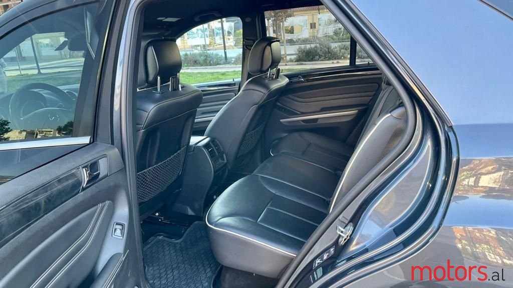 2012' Mercedes-Benz ML 350 photo #6