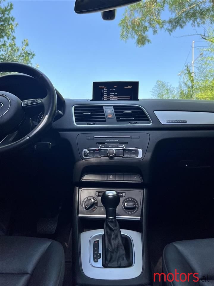 2016' Audi Q3 photo #4