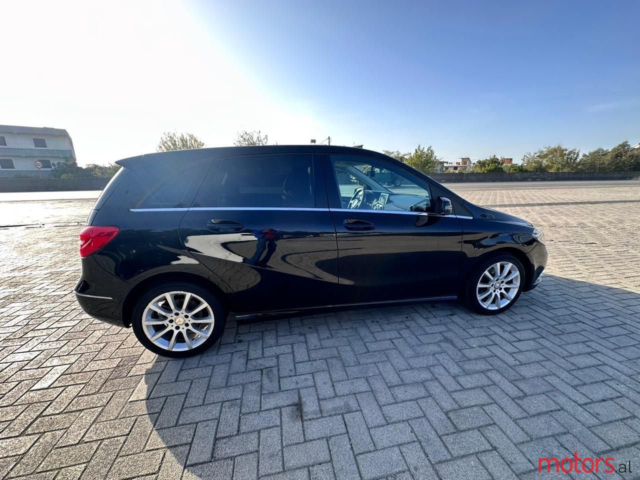 2015' Mercedes-Benz B 200 photo #4