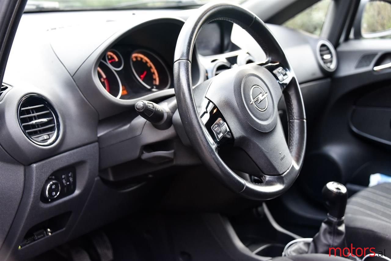 2011' Opel Corsa photo #3