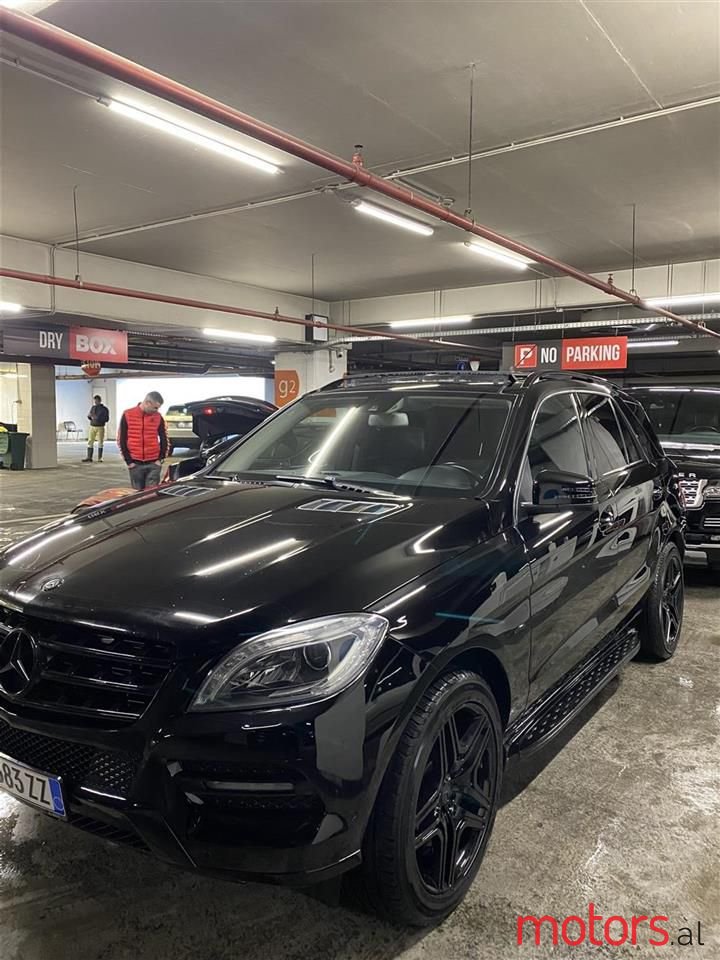 2012' Mercedes-Benz ML 350 photo #6