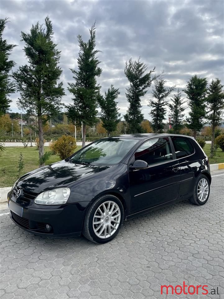 2007' Volkswagen Golf photo #1