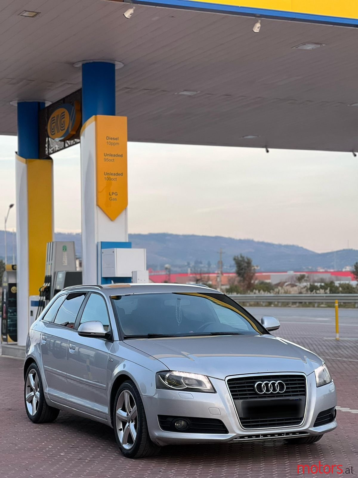 2010' Audi A3 photo #2