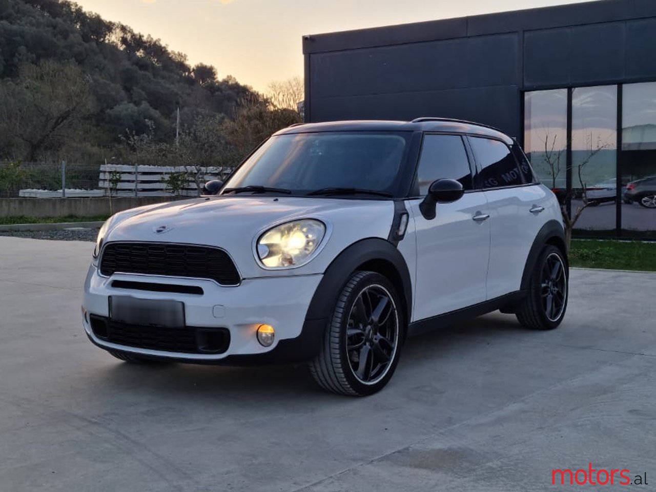 2012' MINI Cooper S photo #1