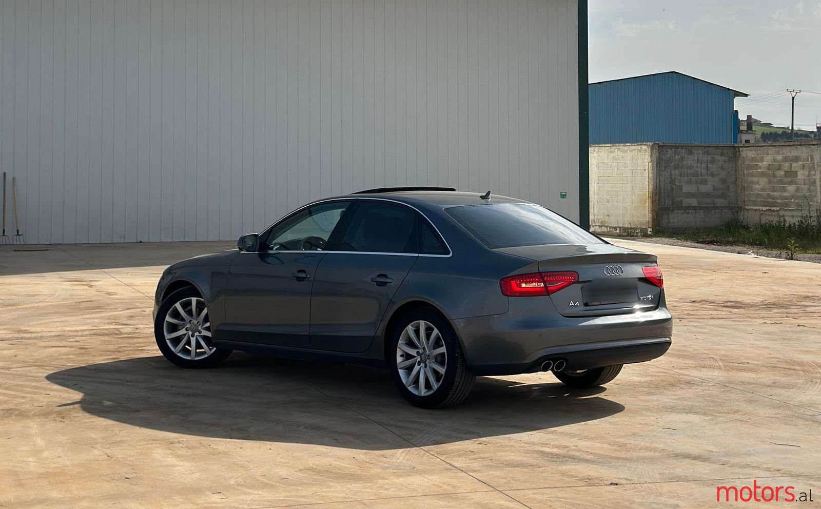 2014' Audi A4 photo #2