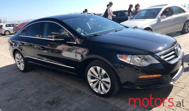 2012' Volkswagen Passat photo #2