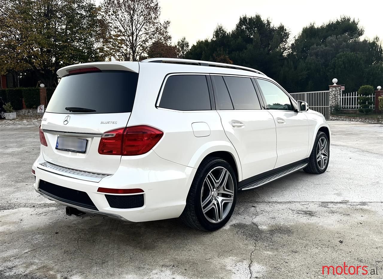 2013' Mercedes-Benz GL 350 photo #2
