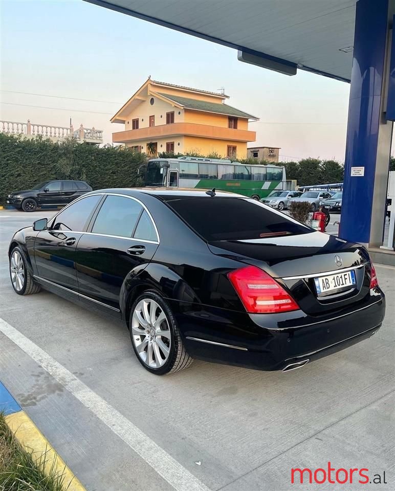 2013' Mercedes-Benz S 350 photo #4