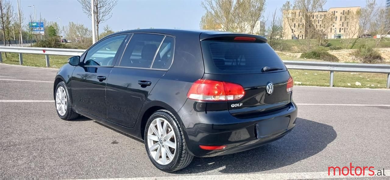 2012' Volkswagen Golf photo #5