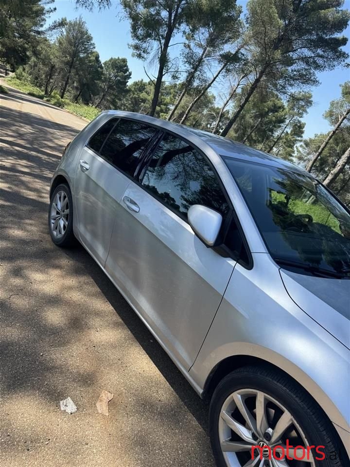 2014' Volkswagen Golf photo #2