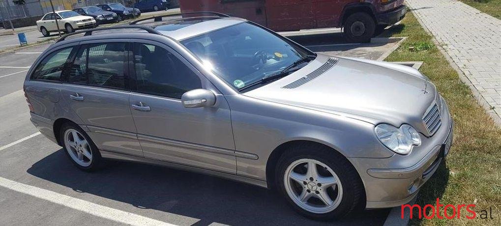 2005' Mercedes-Benz C 220 photo #1