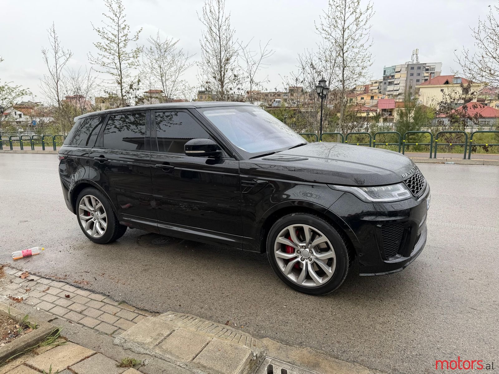 2016' Land Rover Range Rover Sport photo #2