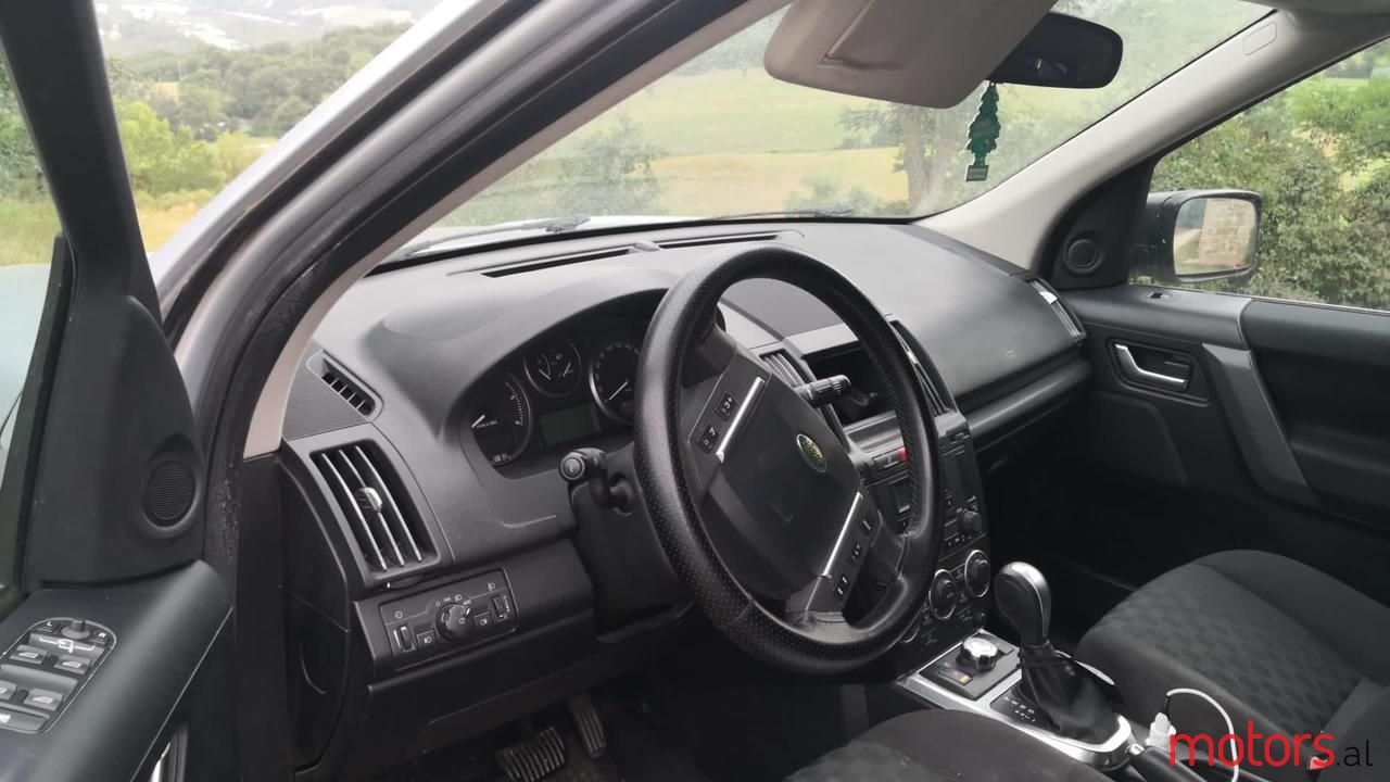 2008' Land Rover Freelander photo #3