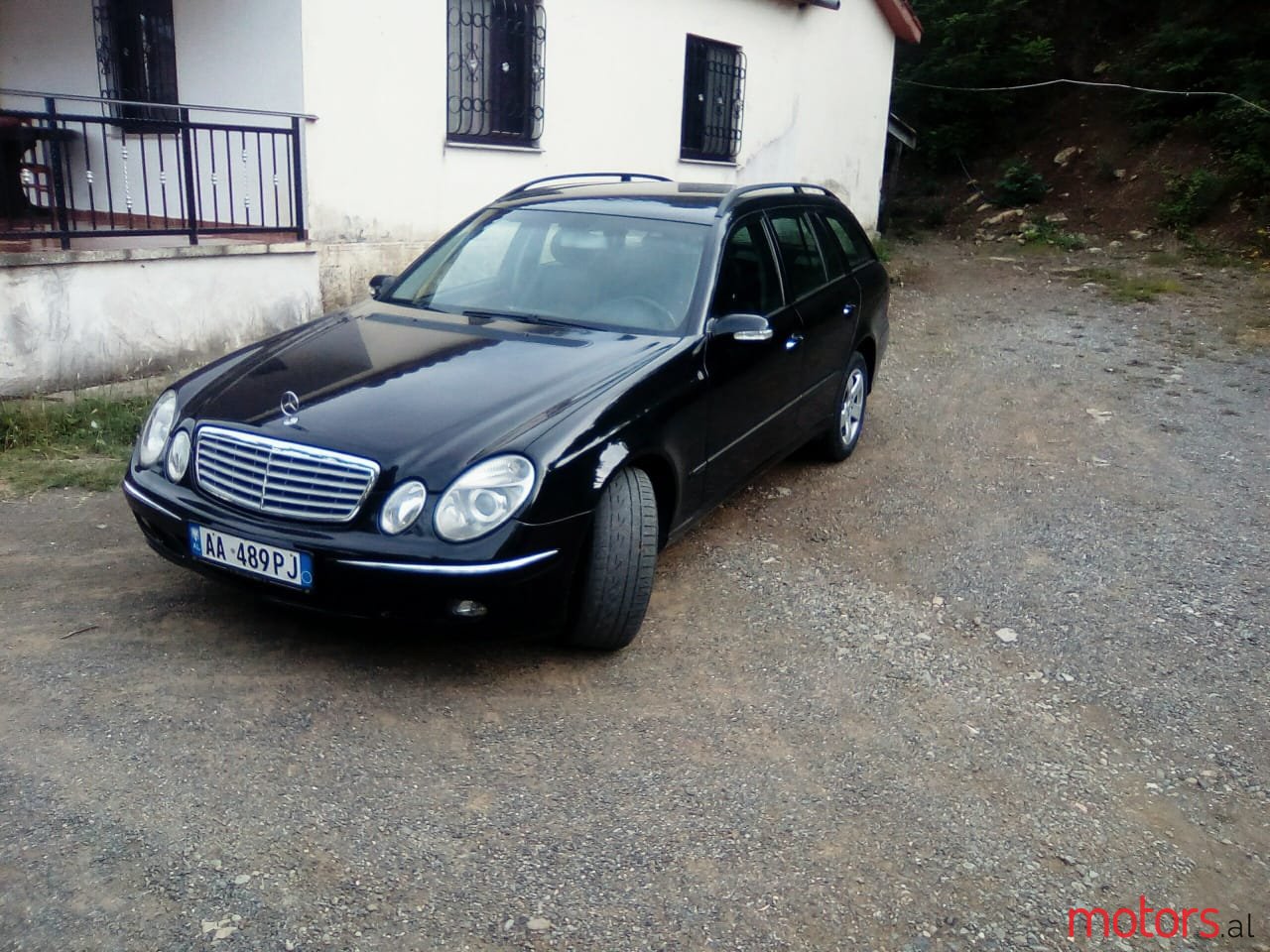 2005' Mercedes-Benz 220E photo #5