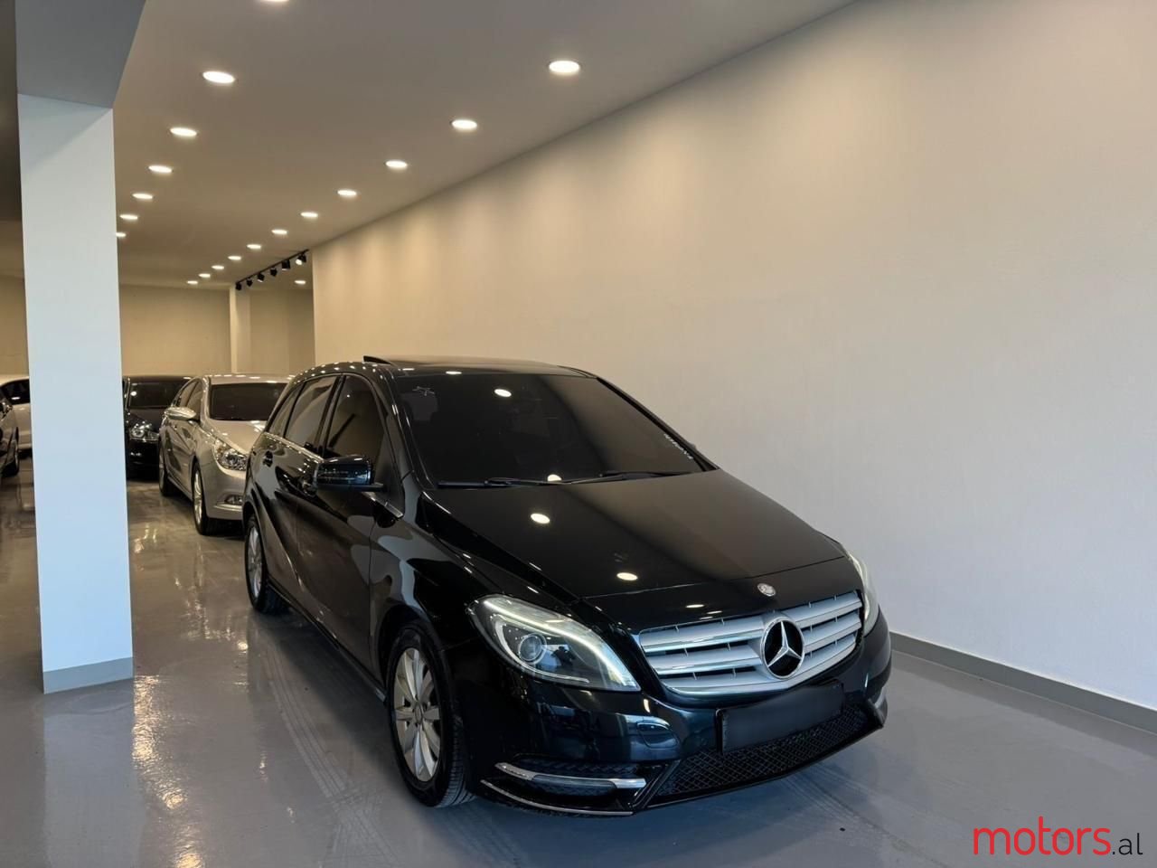 2014' Mercedes-Benz B 200 photo #3