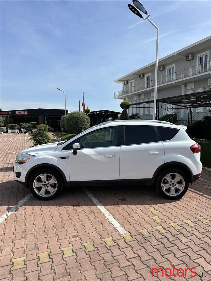 2011' Ford Kuga photo #4