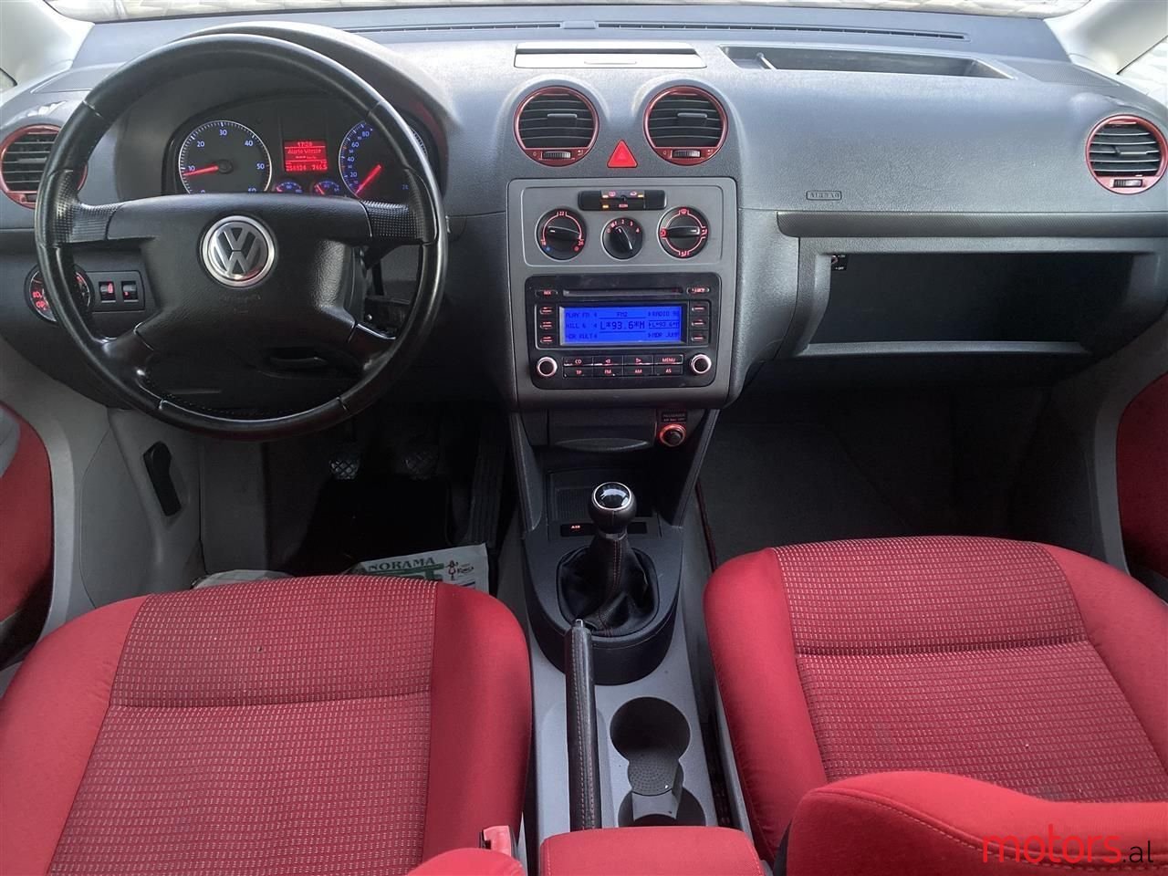 2006' Volkswagen Caddy photo #5