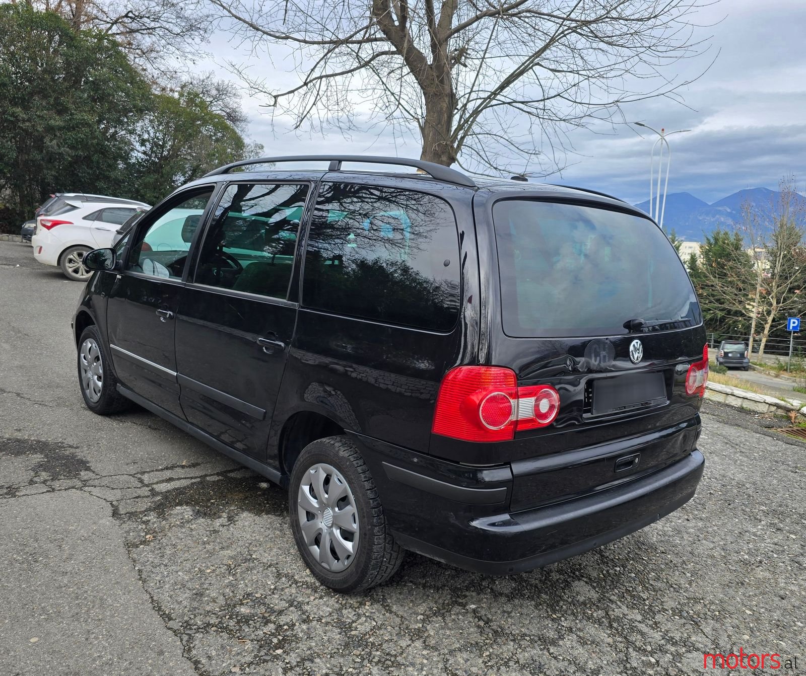 2007' Volkswagen Sharan photo #5