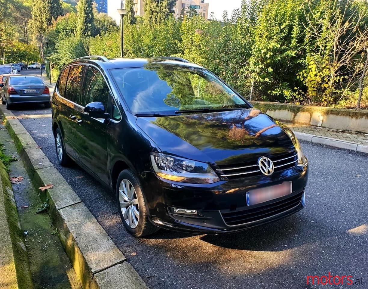 2014' Volkswagen Sharan photo #1