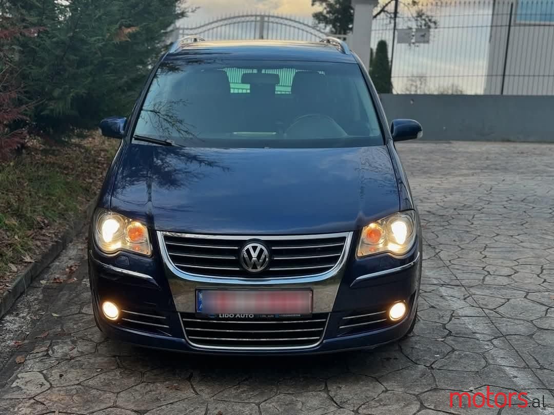 2006' Volkswagen Touran photo #6