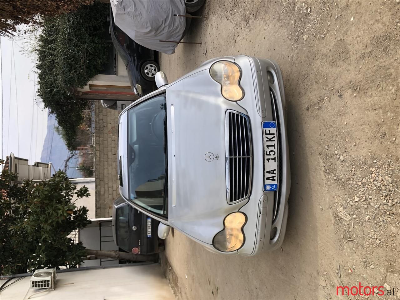 2005' Mercedes-Benz C 220 photo #3