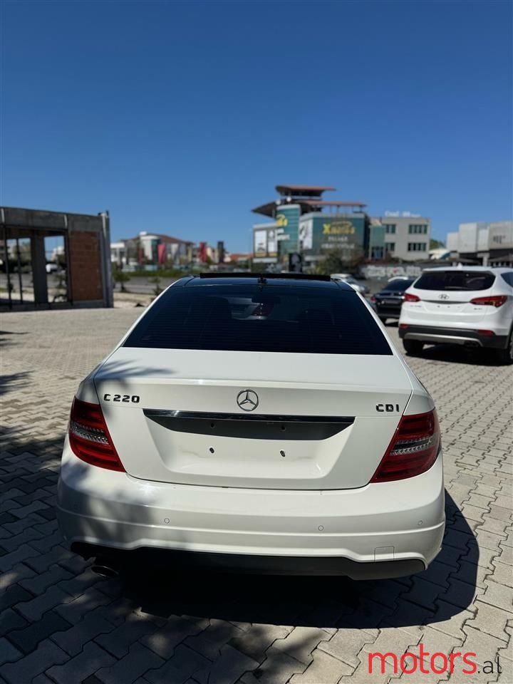2012' Mercedes-Benz C 220 photo #5