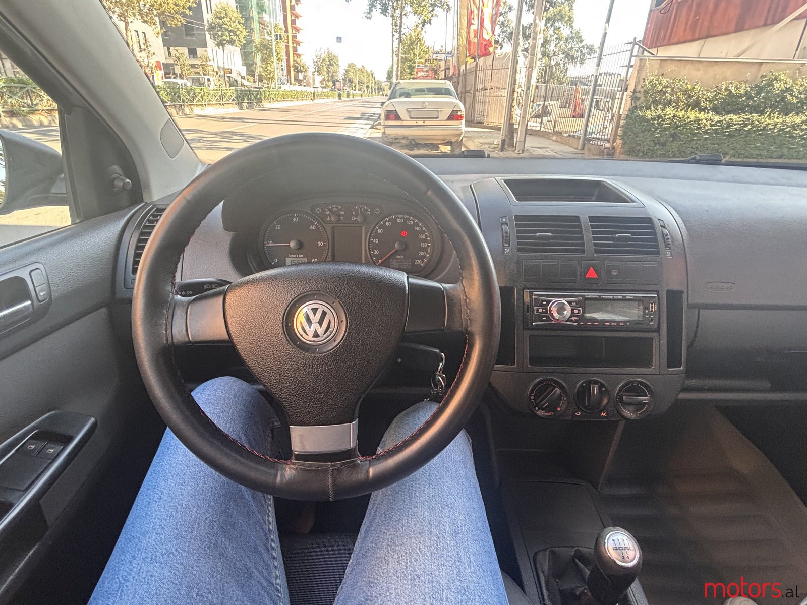 2006' Volkswagen Polo photo #4