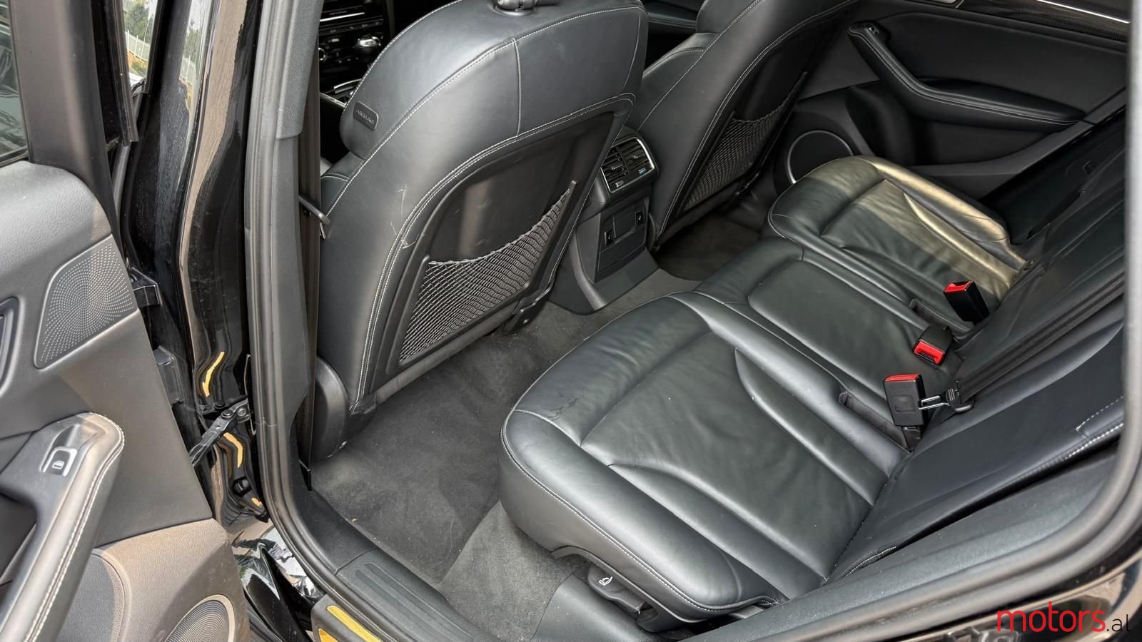 2015' Audi SQ5 photo #4