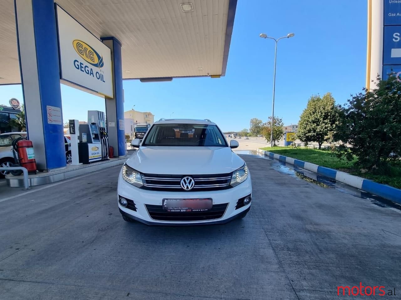 2013' Volkswagen Tiguan photo #5