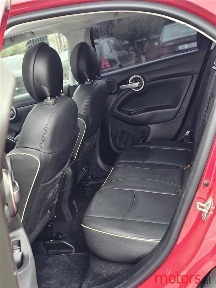 2017' Fiat 500X photo #5