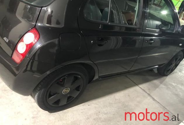 2004' Nissan Micra photo #1