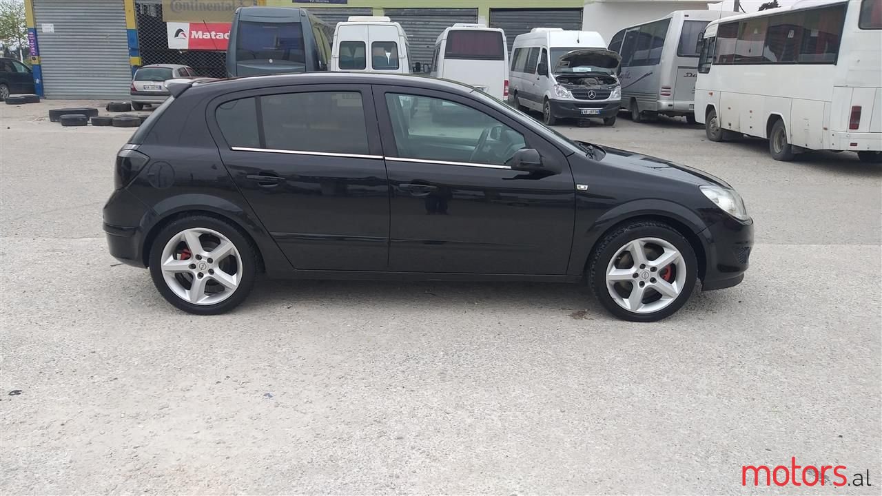 2009' Opel Astra photo #3