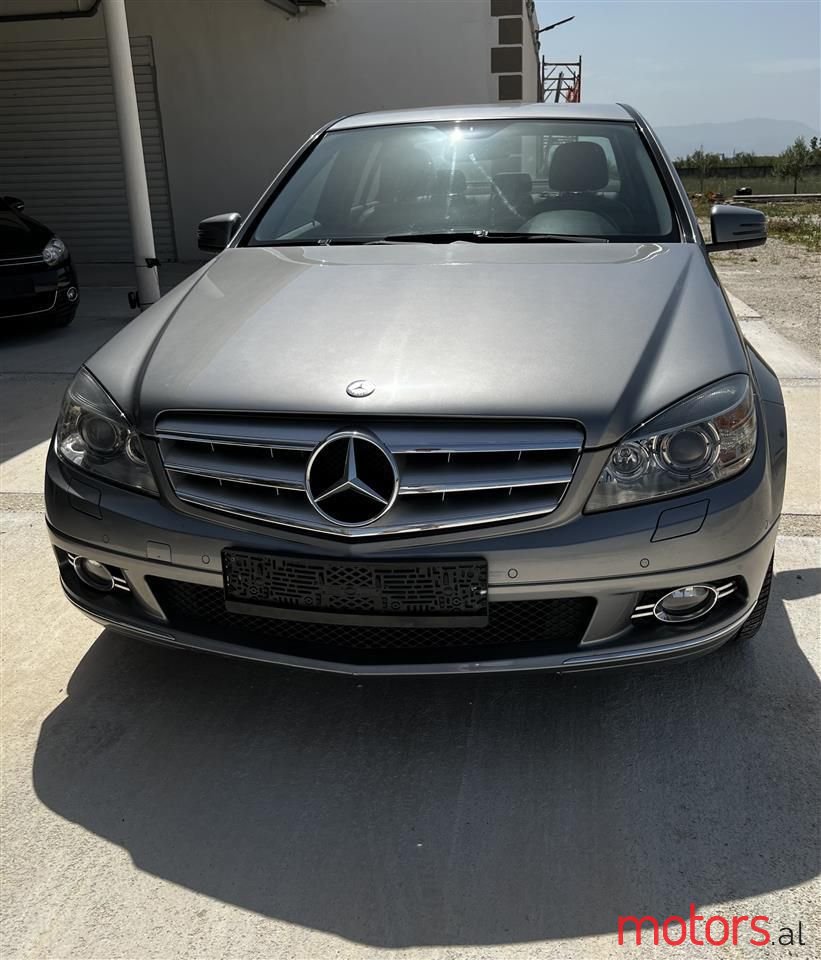 2009' Mercedes-Benz C 220 photo #2