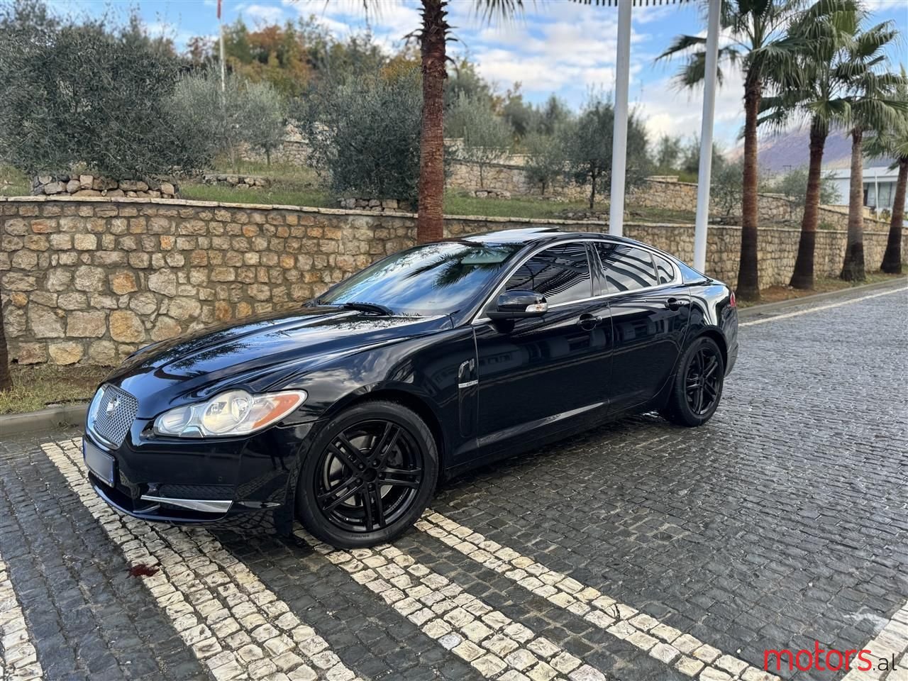 2009' Jaguar XF photo #1