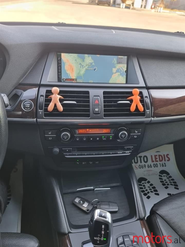 2010' BMW X6 photo #6